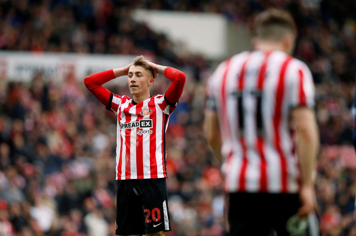 Crystal Palace want to sign "wonderful" Sunderland star as well as Clarke